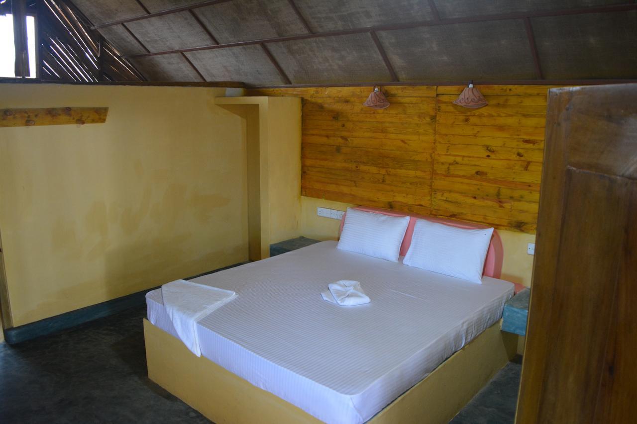 Seahorse Beach Resort Kalpitiya Extérieur photo
